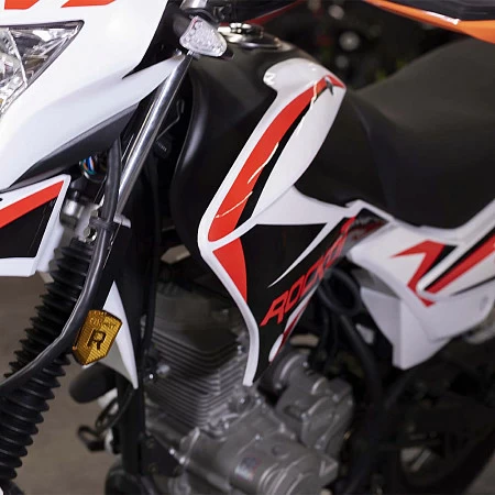 Мотоцикл эндуро ROCKOT ZR250 (белый/красный, 21/18, ЭПТС)